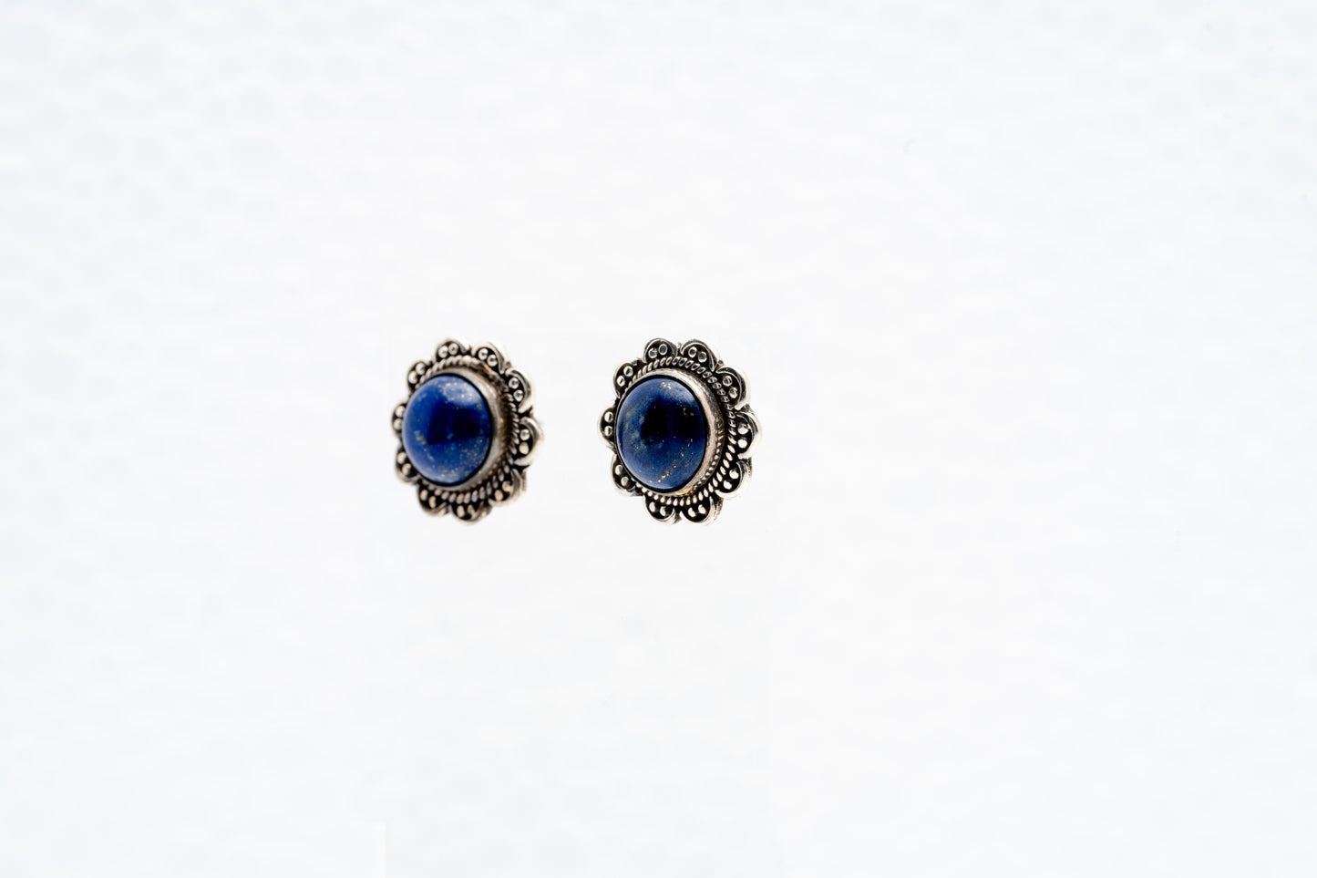 Blue stone stud