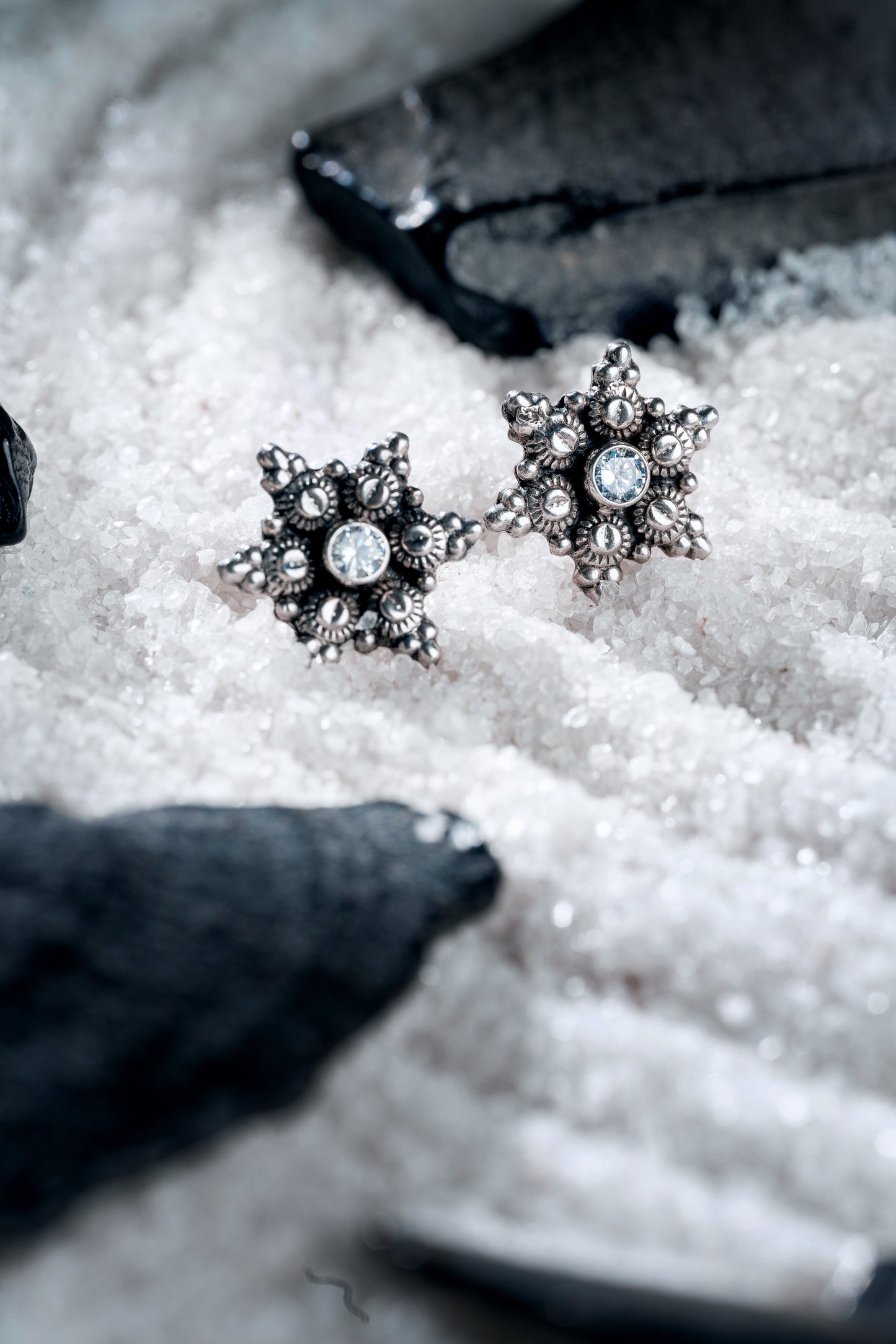 Snowflake stud earrings